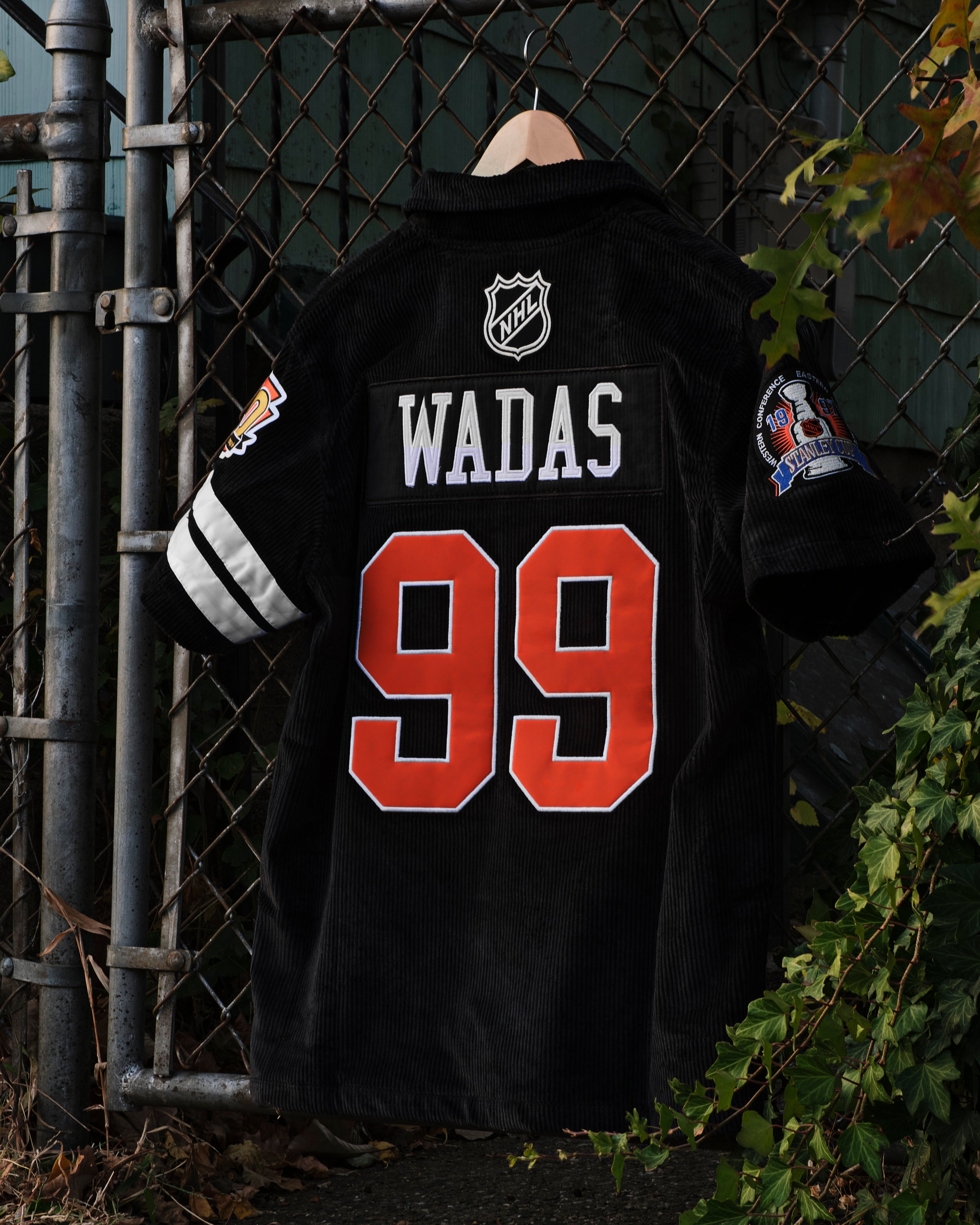 PRO HOCKEY