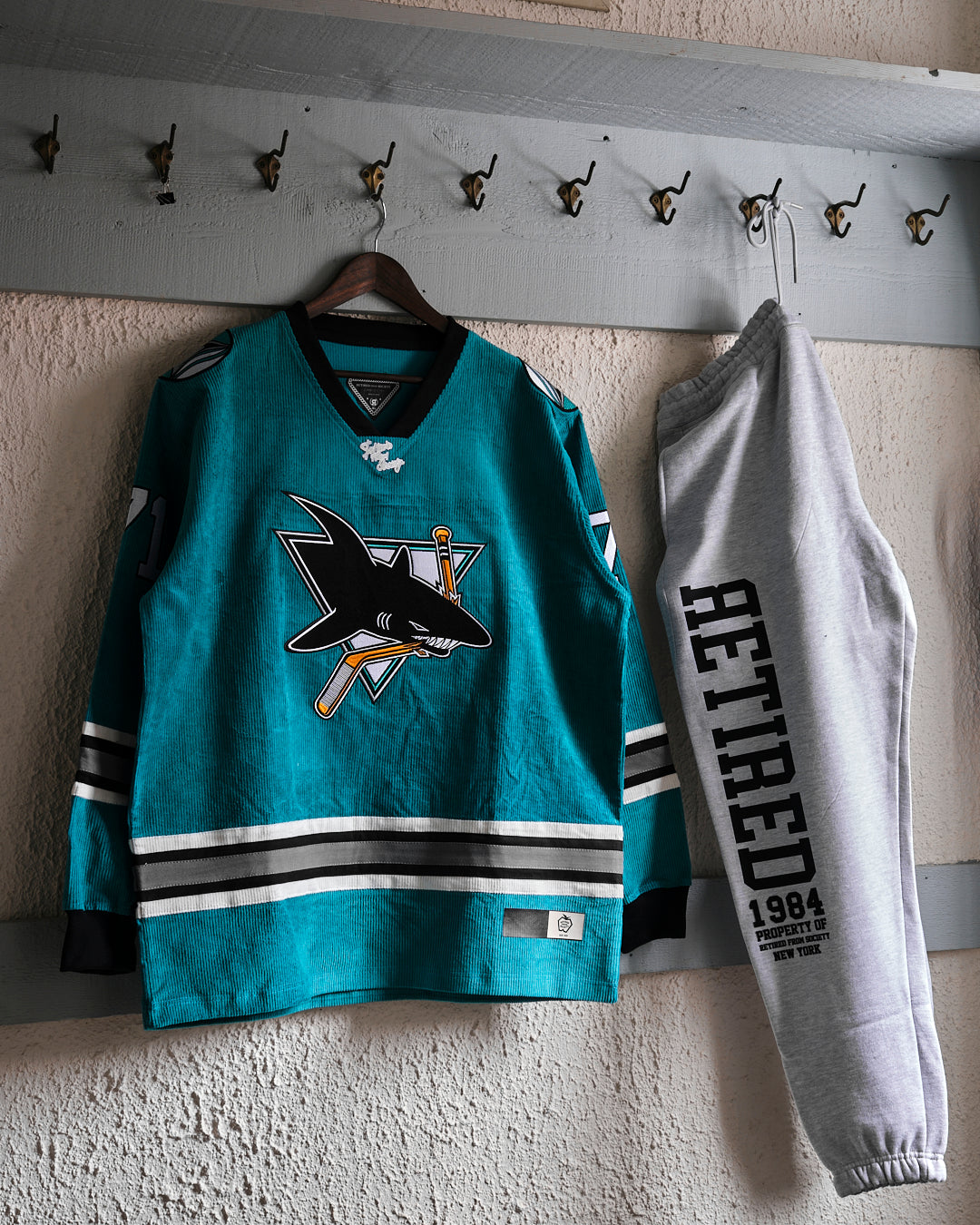 PRO HOCKEY